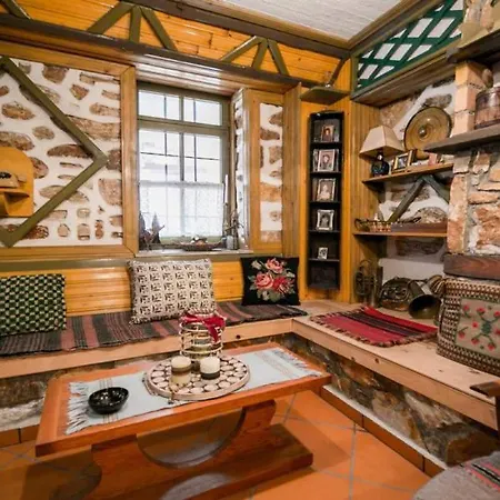 Karusos At Milies,pelion 3* Miléai